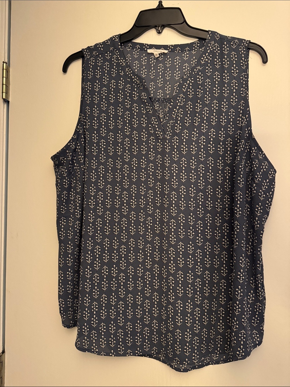 Maurices Sleeveless blouse